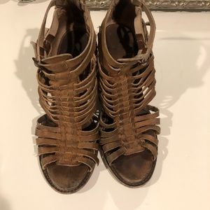 Leather heeled sandals